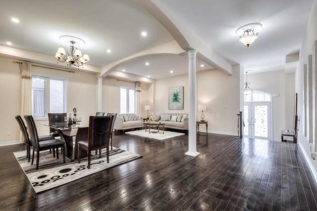56 Wozniak Cres, House detached with 4 bedrooms, 4 bathrooms and 4 parking in Markham ON | Image 28