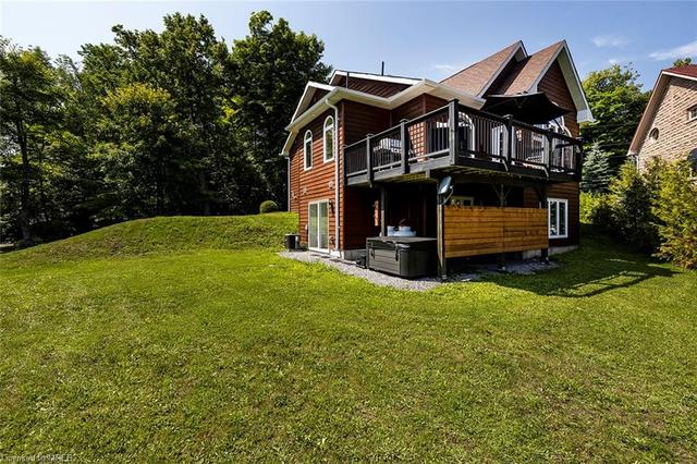 106 Juniper Isle Rd, House detached with 4 bedrooms, 2 bathrooms and null parking in Kawartha Lakes ON | Image 37