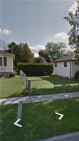 0 Oshawa Blvd S, House detached with 3 bedrooms, 2 bathrooms and 3 parking in Oshawa ON | Image 1