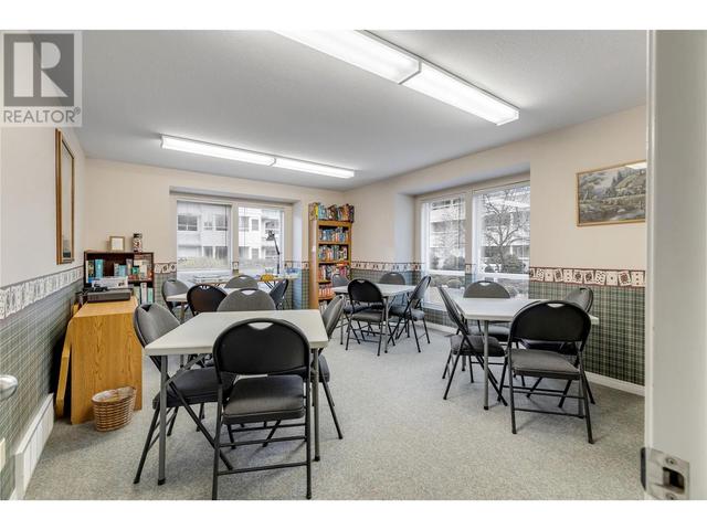 106 - 1961 Durnin Rd, Condo with 2 bedrooms, 2 bathrooms and 1 parking in Kelowna BC | Image 38