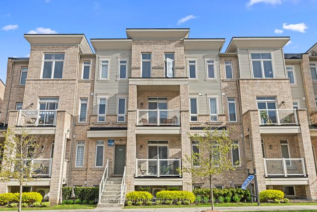 1718 Grenwich Glen, Townhouse with 2 bedrooms, 2 bathrooms and 1 parking in Pickering ON | Image 1
