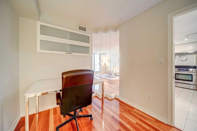 1002 - 801 Bay St, Condo with 1 bedrooms, 2 bathrooms and 1 parking in Toronto ON | Image 8