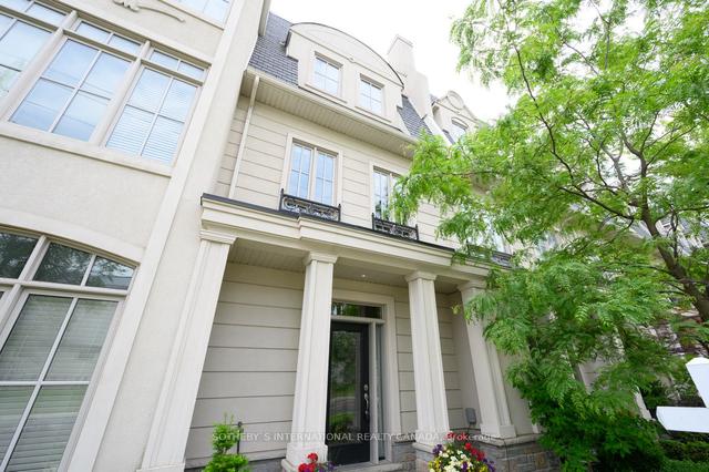 152 Rebecca St, Condo with 3 bedrooms, 2 bathrooms and 2 parking in Oakville ON | Image 12