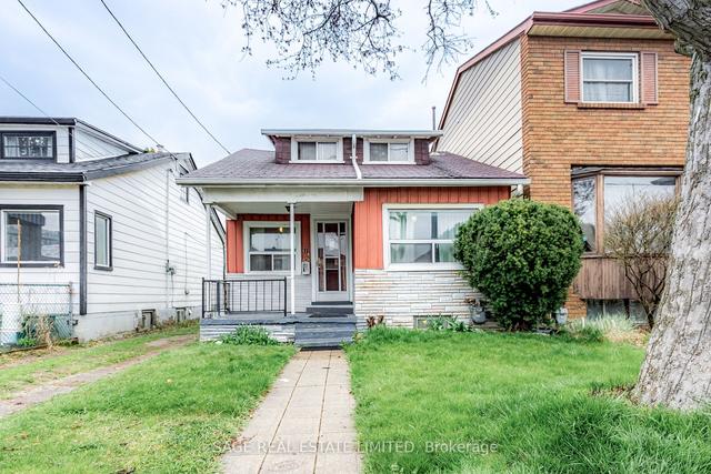 218 Aileen Ave, House detached with 3 bedrooms, 1 bathrooms and 1 parking in Toronto ON | Image 1