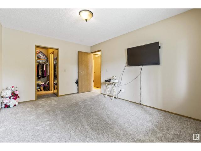 10756 153 Ave Nw, House semidetached with 3 bedrooms, 2 bathrooms and null parking in Edmonton AB | Image 21