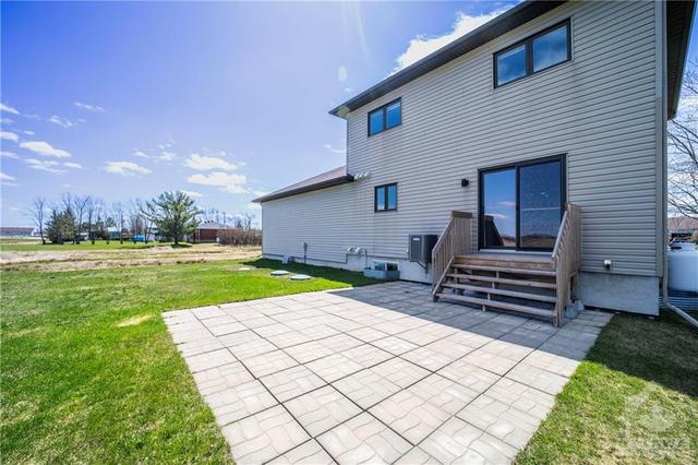 3399 Sarsfield Road, House detached with 3 bedrooms, 3 bathrooms and 8 parking in Ottawa ON | Image 28
