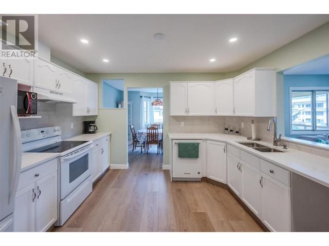 201 - 8412 Jubilee Rd, Condo with 2 bedrooms, 2 bathrooms and 1 parking in Summerland BC | Image 18