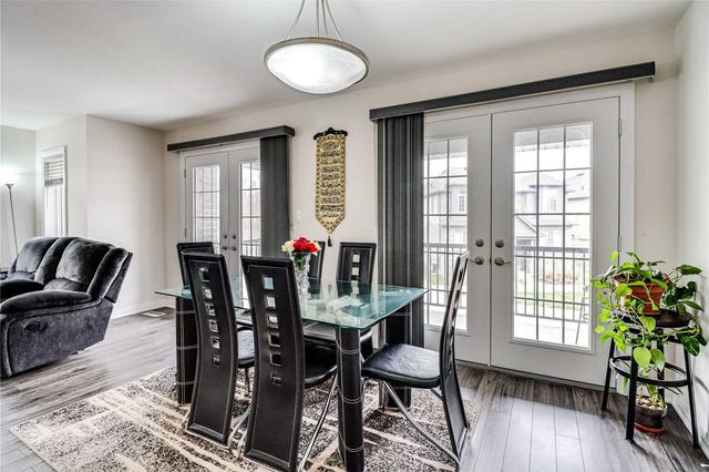 2a - 115 Southcreek Dr, Townhouse with 3 bedrooms, 3 bathrooms and 4 parking in Kitchener ON | Image 2