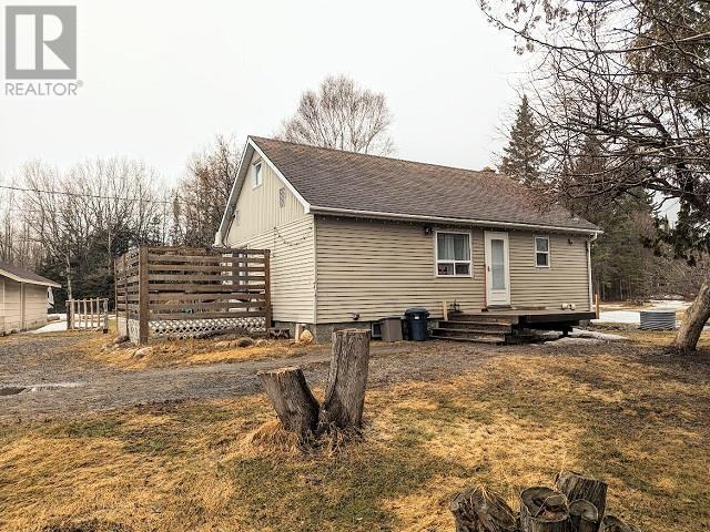 14168 Hwy 17 East E, House detached with 2 bedrooms, 1 bathrooms and null parking in Machin ON | Image 1
