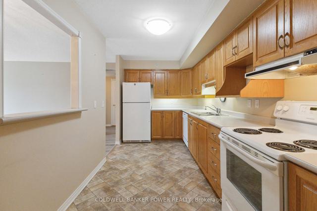 403 - 511 Gainsborough Rd, Condo with 2 bedrooms, 2 bathrooms and 1 parking in London ON | Image 2