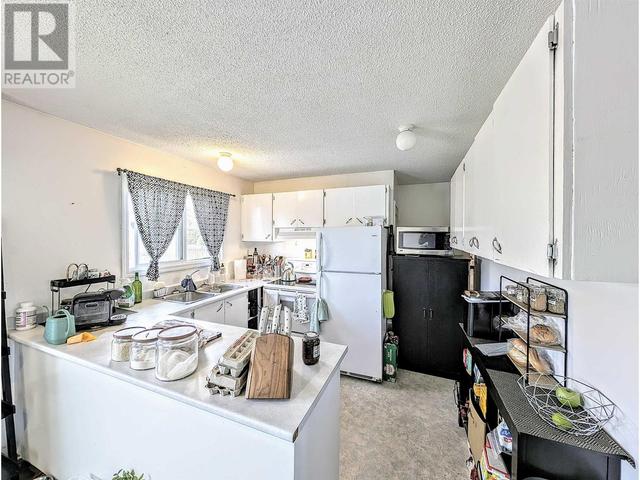 4130 Rainbow Dr, House detached with 5 bedrooms, 3 bathrooms and null parking in Prince George BC | Image 3