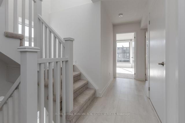 611 - 1129 Cooke Blvd, Townhouse with 2 bedrooms, 2 bathrooms and 1 parking in Burlington ON | Image 9