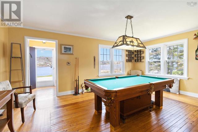720 Main St, House detached with 3 bedrooms, 2 bathrooms and null parking in Mahone Bay NS | Image 14