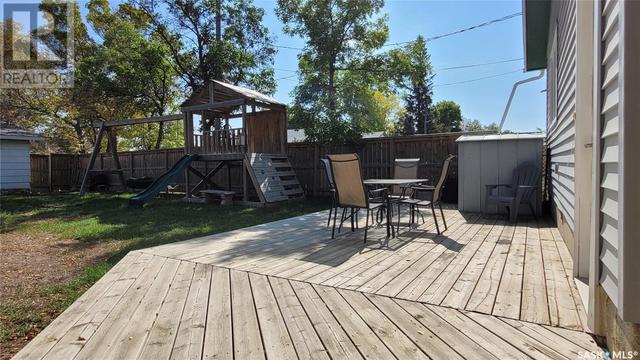 316 Young St, House detached with 5 bedrooms, 3 bathrooms and null parking in Rosetown SK | Image 6