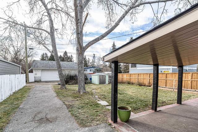 8631 48 Ave Nw, House detached with 2 bedrooms, 1 bathrooms and 1 parking in Calgary AB | Image 19