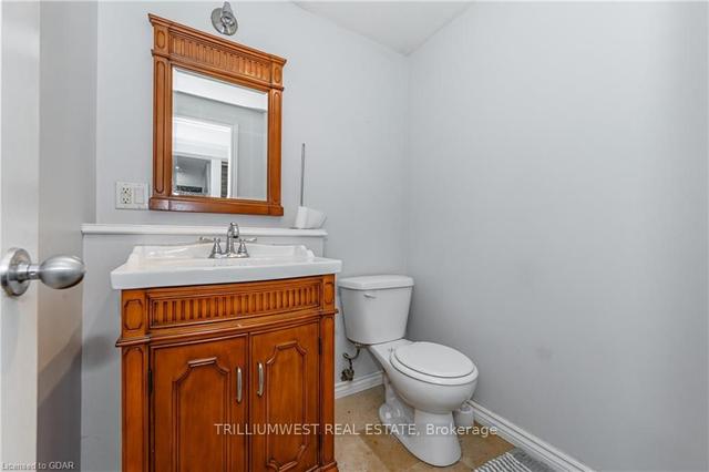 323 Auden Rd, House detached with 2 bedrooms, 2 bathrooms and 4 parking in Guelph ON | Image 24