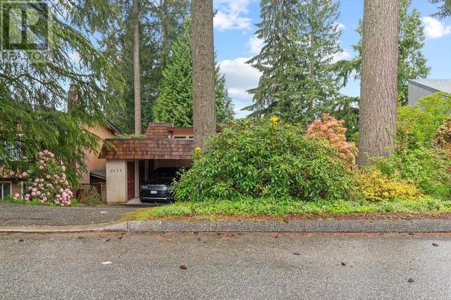 2573 Shelley Road, House detached with 4 bedrooms, 3 bathrooms and 2 parking in North Vancouver BC | Image 37