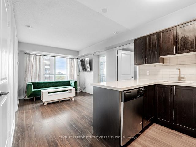 910 - 6 Eva Rd, Condo with 2 bedrooms, 2 bathrooms and 1 parking in Toronto ON | Image 26