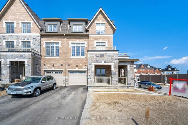 70 Foxsparrow Rd, House attached with 5 bedrooms, 4 bathrooms and 3 parking in Brampton ON | Image 12