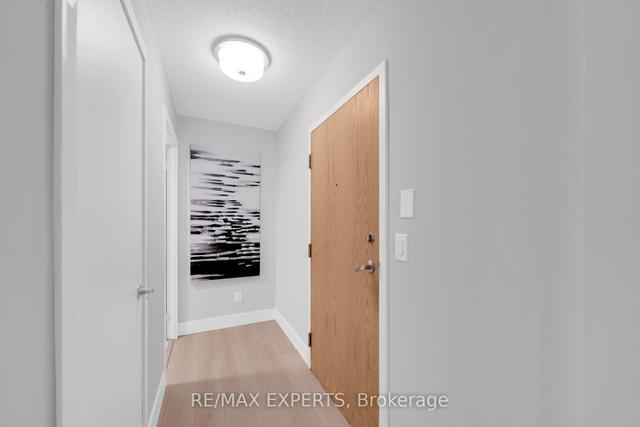 929 - 38 Joe Shuster Way, Condo with 1 bedrooms, 2 bathrooms and 1 parking in Toronto ON | Image 12