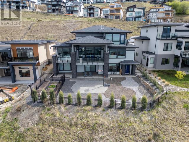 1088 Clarance Ave, House detached with 7 bedrooms, 4 bathrooms and 3 parking in Kelowna BC | Image 57