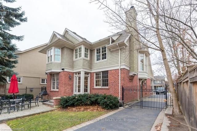 33 Howard Ave, House detached with 4 bedrooms, 5 bathrooms and 10 parking in Oakville ON | Image 21