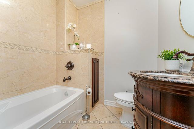 59 Ruthmar Cres, House semidetached with 3 bedrooms, 2 bathrooms and 4 parking in Toronto ON | Image 19