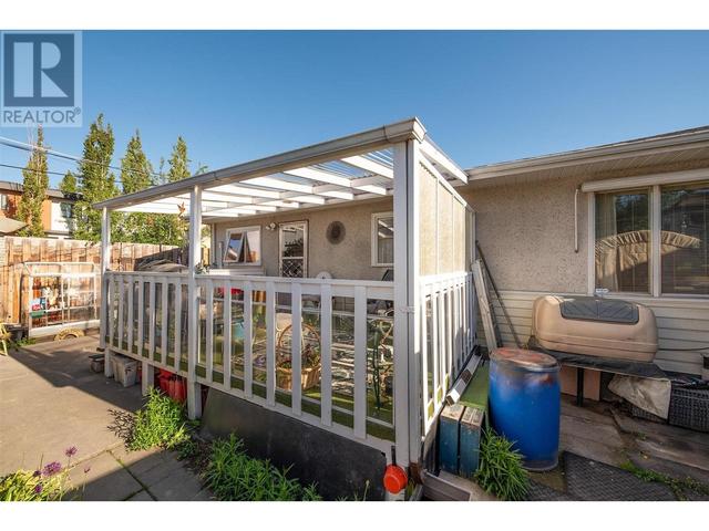 540 Patterson Ave, House detached with 2 bedrooms, 1 bathrooms and 4 parking in Kelowna BC | Image 18