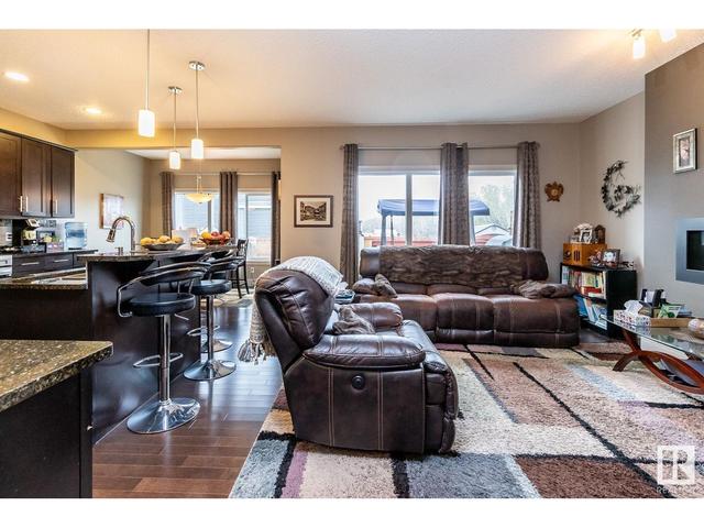 12220 172 Ave Nw, House detached with 3 bedrooms, 2 bathrooms and 4 parking in Edmonton AB | Image 4
