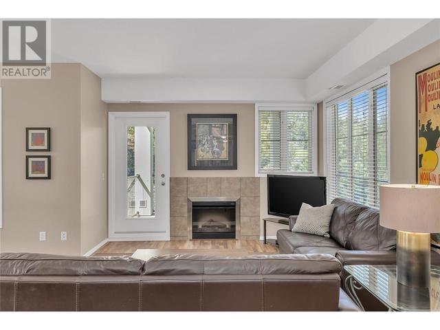 1301 - 1875 Country Club Dr, Condo with 3 bedrooms, 2 bathrooms and 1 parking in Kelowna BC | Image 21