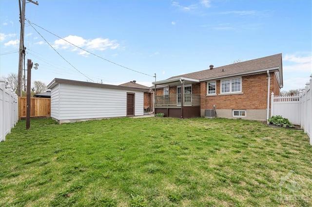 732 Borthwick Ave, House detached with 4 bedrooms, 2 bathrooms and 3 parking in Ottawa ON | Image 30