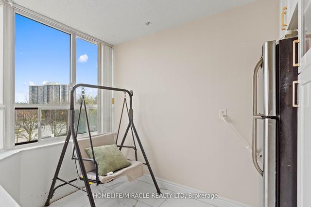 308 - 10 Malta Ave, Condo with 3 bedrooms, 2 bathrooms and 3 parking in Brampton ON | Image 17