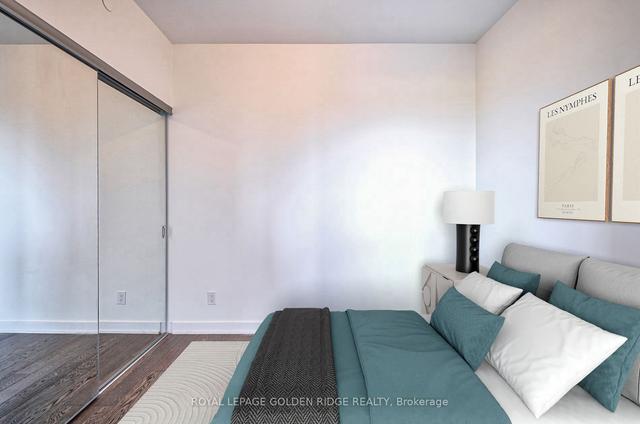 517 - 57 St Joseph St, Condo with 2 bedrooms, 2 bathrooms and 0 parking in Toronto ON | Image 10