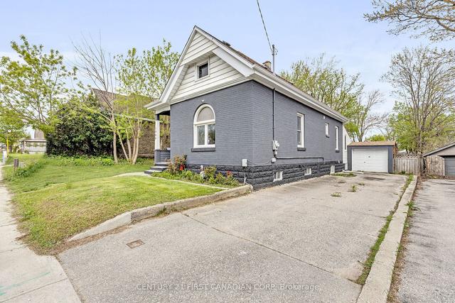 1064 Florence St, House detached with 3 bedrooms, 2 bathrooms and 4 parking in London ON | Image 20