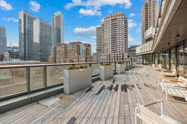 6009 - 11 Wellesley St W, Condo with 1 bedrooms, 1 bathrooms and 1 parking in Toronto ON | Image 35