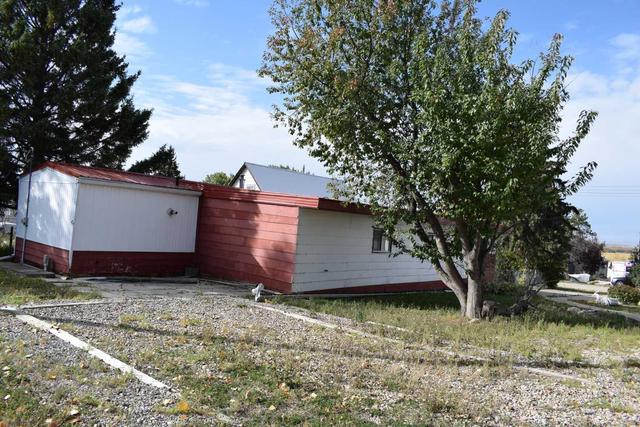 306 2 Ave, House detached with 3 bedrooms, 1 bathrooms and 6 parking in Kneehill County AB | Image 12