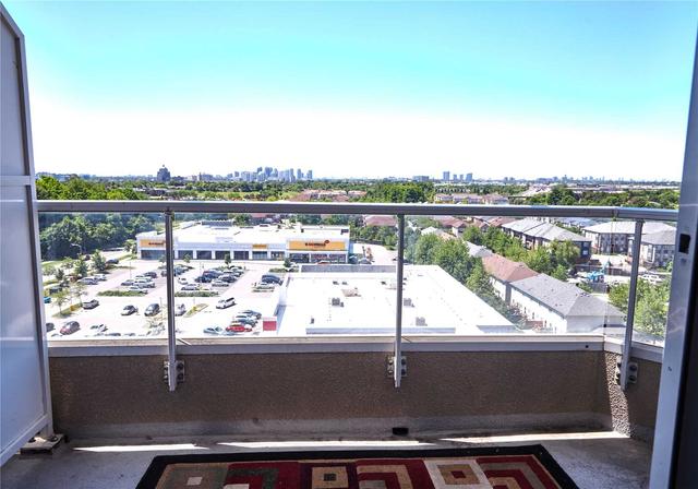 1101 - 400 Mclevin Ave, Condo with 1 bedrooms, 1 bathrooms and 1 parking in Toronto ON | Image 3