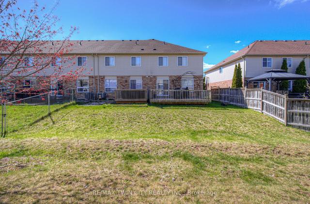 486 Doon South Dr, House attached with 3 bedrooms, 2 bathrooms and 2 parking in Kitchener ON | Image 25