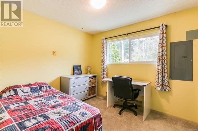 1954 Cinnabar Dr, House detached with 3 bedrooms, 3 bathrooms and 4 parking in Nanaimo BC | Image 14