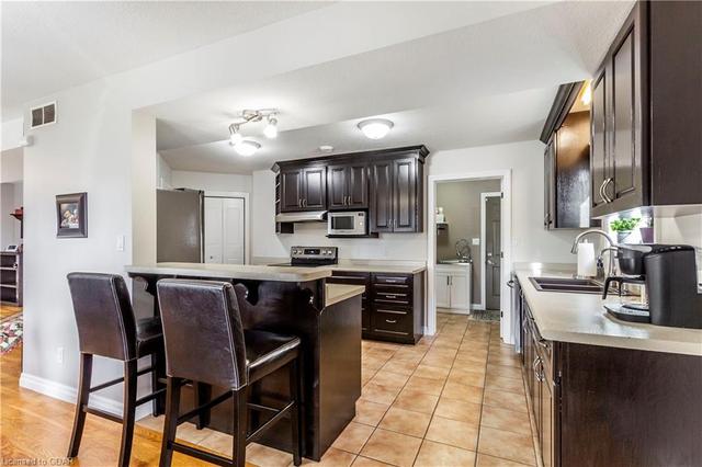 45 Teal Drive, House detached with 4 bedrooms, 3 bathrooms and 4 parking in Guelph ON | Image 14