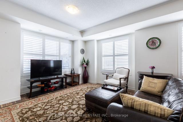 10 - 2212 Bromsgrove Rd, Townhouse with 3 bedrooms, 3 bathrooms and 1 parking in Mississauga ON | Image 35