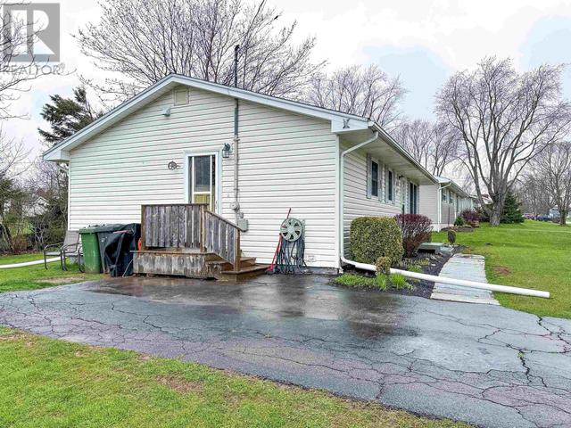 33 Bonavista Dr, House detached with 3 bedrooms, 1 bathrooms and null parking in Cornwall PE | Image 7
