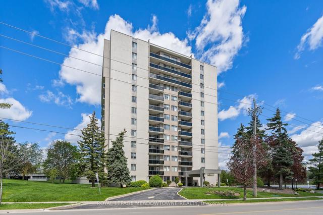 802 - 81 Millside Dr, Condo with 3 bedrooms, 2 bathrooms and 1 parking in Milton ON | Image 12