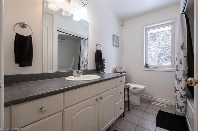 1229 Regional Road 19 Road, House detached with 3 bedrooms, 2 bathrooms and 5 parking in Norfolk County ON | Image 24