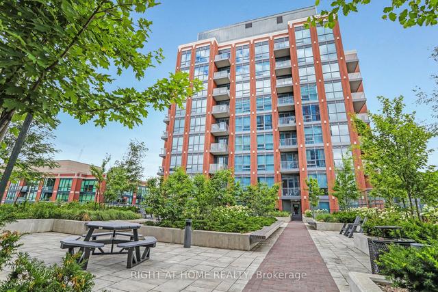 402 - 31 Tippett Rd, Condo with 3 bedrooms, 2 bathrooms and 1 parking in Toronto ON | Image 28