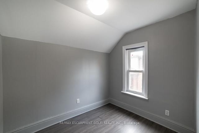 381 Herkimer St, House detached with 2 bedrooms, 1 bathrooms and 0 parking in Hamilton ON | Image 27