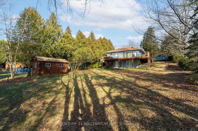 148 Lakeshore Blvd, House detached with 2 bedrooms, 2 bathrooms and 4 parking in Grey Highlands ON | Image 30