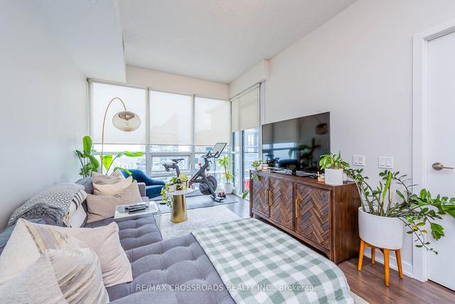 4702 - 2200 Lake Shore Blvd W, Condo with 1 bedrooms, 1 bathrooms and 1 parking in Toronto ON | Image 2