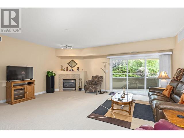106 - 1961 Durnin Rd, Condo with 2 bedrooms, 2 bathrooms and 1 parking in Kelowna BC | Image 10