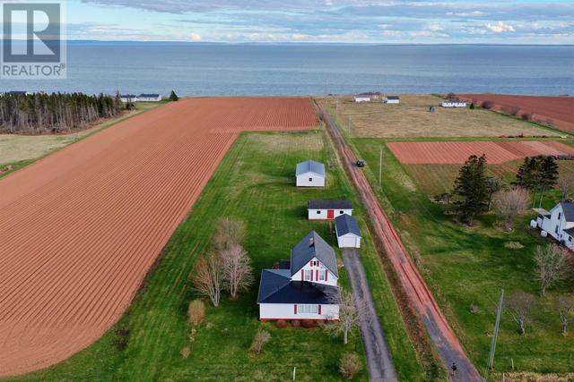 4139 Cape Bear Road, House detached with 3 bedrooms, 2 bathrooms and null parking in Murray Harbour FD PE | Image 9